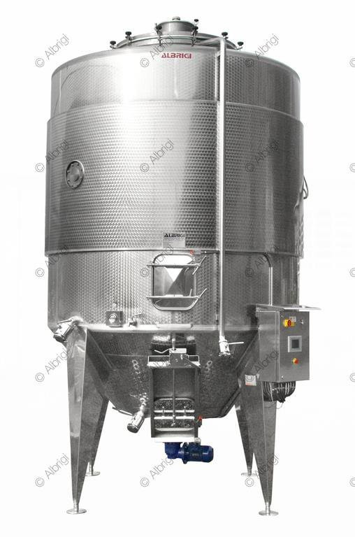 VOLVOTANK-3