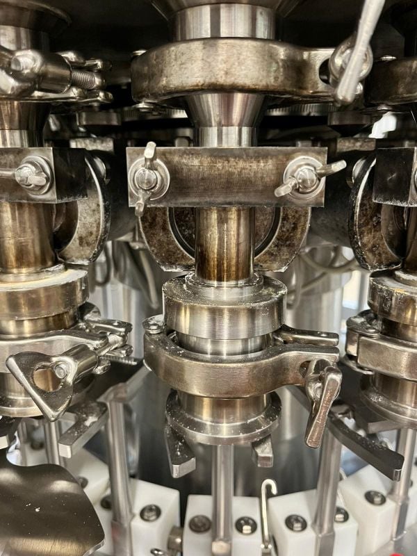 IMPIANTO DI IMBOTTIGLIAMENTO-6