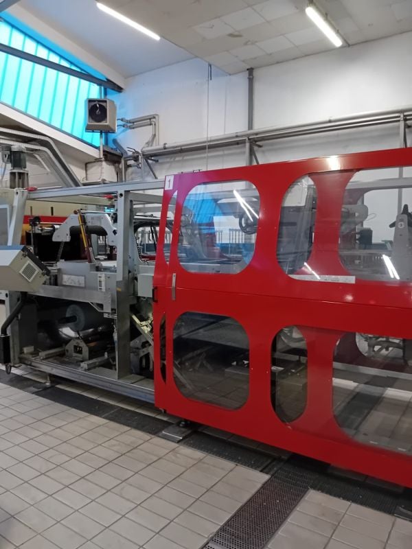 LINEA DI IMBOTTIGLIAMENTO USATA PER BOTTIGLIE PET COMPLETA-11